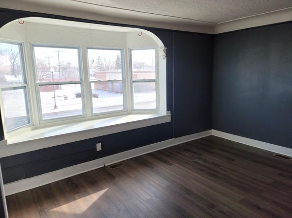 22643 Van Dyke Ave, Warren, MI 48089
