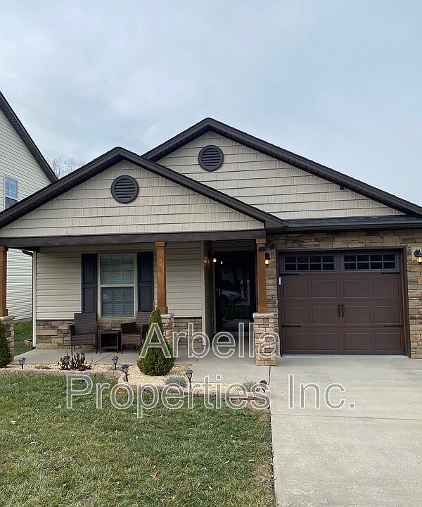1st image of 663 Suffolk Rd