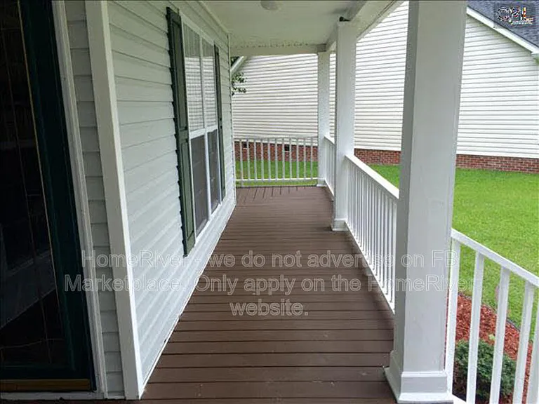 7 Cambridge Oaks Ct — Photo 2