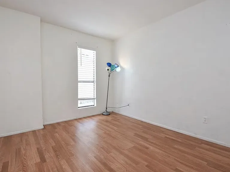 8405 Wilcrest Dr #2700 — Photo 18