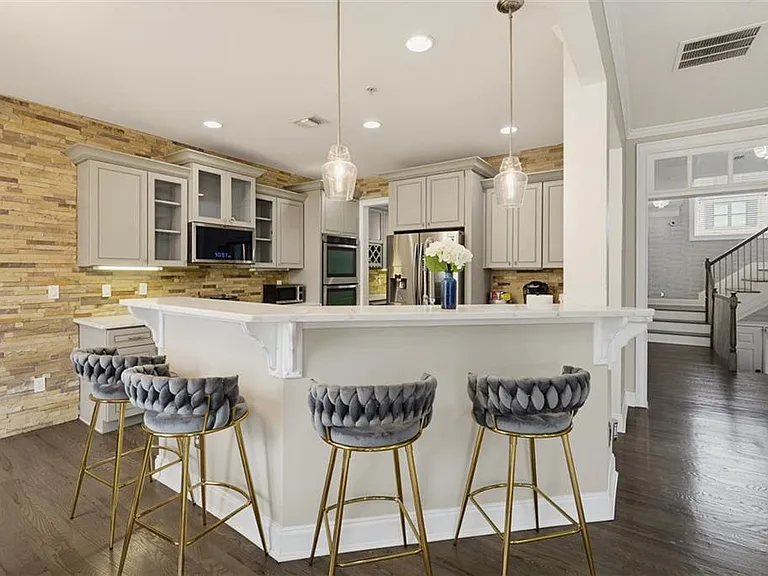 1165 Laurel Pl SE — Photo 15