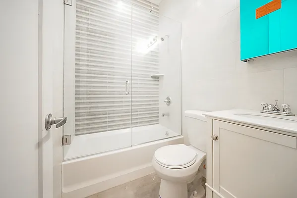 Rented by Compass | media 10