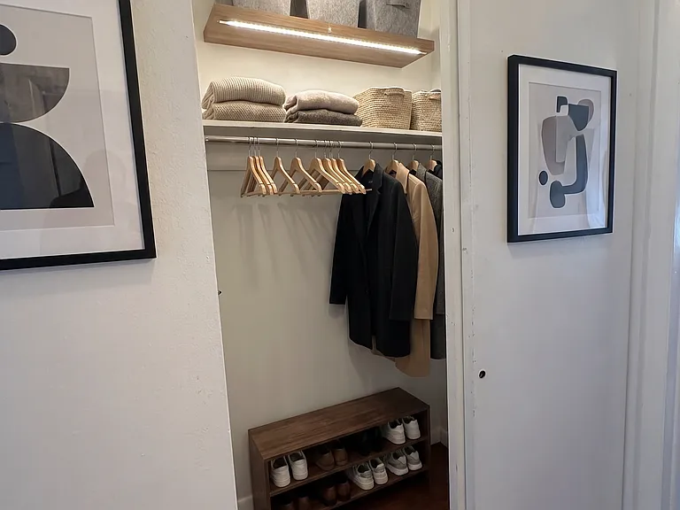 327 Catherine St #4 — Photo 5