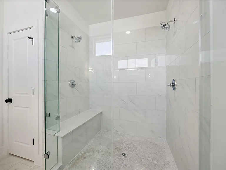 835 Rachel St #B — Photo 15