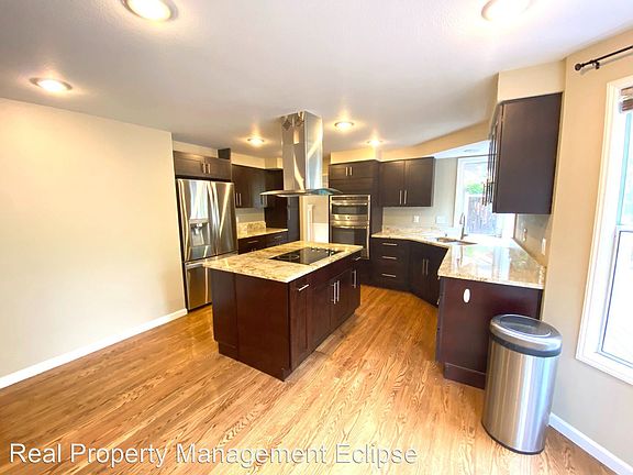 4th image of 22844 NE 14th St