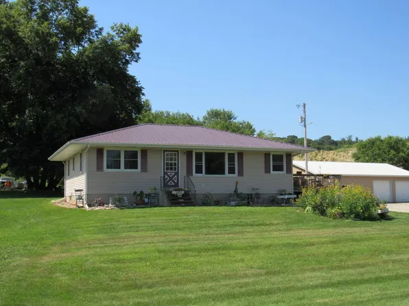 19876 Kodiac Rd, Preston, MN 55965