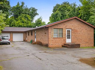 3403 Maple Creek Ln, Chattanooga, TN 37411