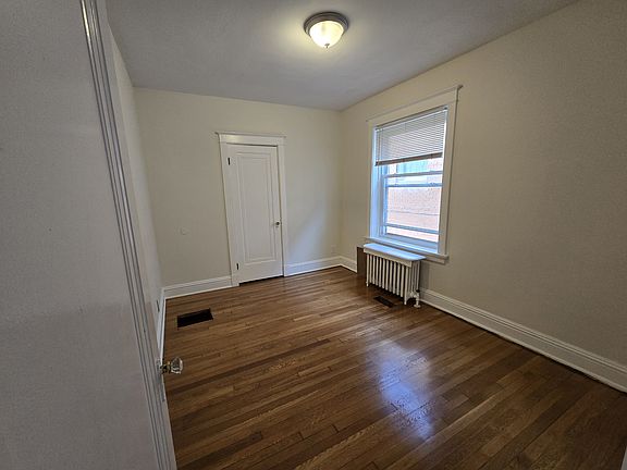4th image of 6014 Carlsbad Ave