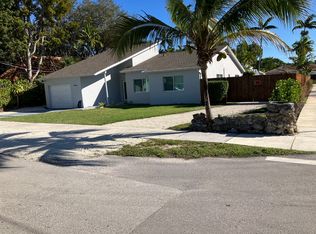 15835 SW 90th Ave, Palmetto Bay, FL 33157