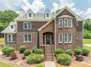 2668 Bermuda Rd, Stone Mountain, GA 30087