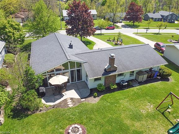 4th image of 88 Greenbriar Dr