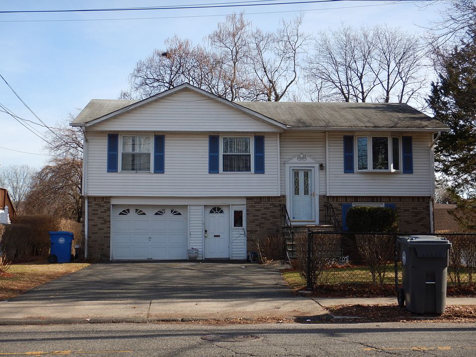 1st image of 179 Lafayette Pl