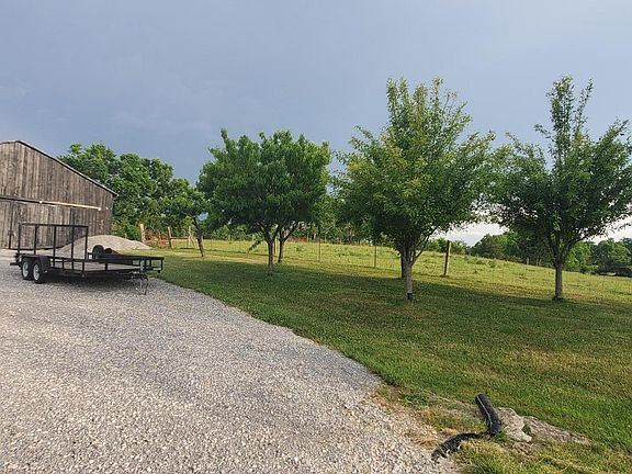 5th image of 559 Moran Summit Rd
