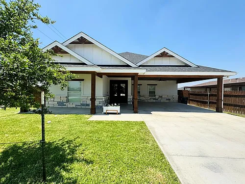 2301 Lemon Wood St Photo 1