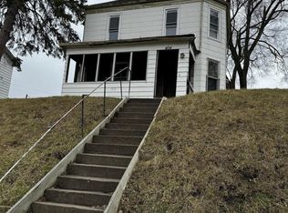 404 W 5th St, Muscatine, IA 52761