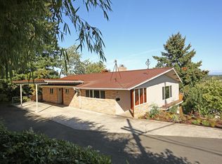 7303 SE Stark St, Portland, OR 97215
