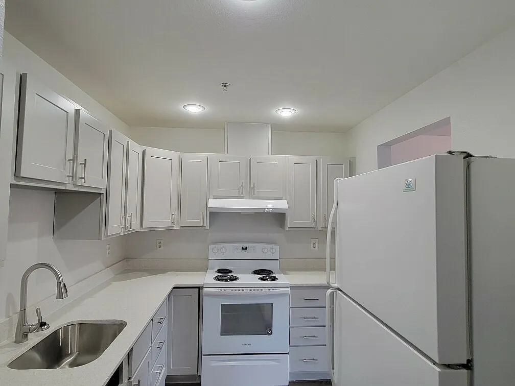 Mission View Flats — Photo 2