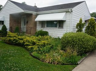 2843 Strong St, Highland, IN 46322