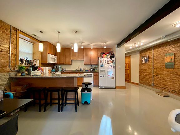 3rd image of 2269 N Kedzie Blvd #G