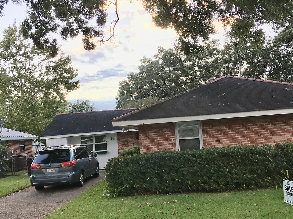 1st image of 618 Stratford Dr