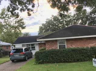 618 Stratford Dr, Harahan, LA 70123