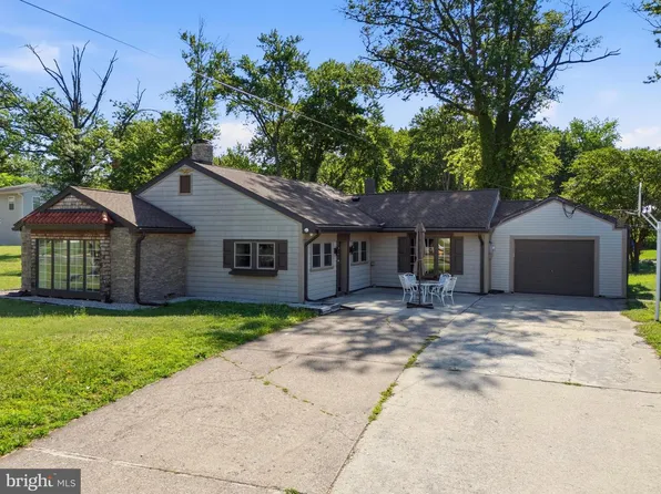 926 Mercer St, Cherry Hill, NJ 08002