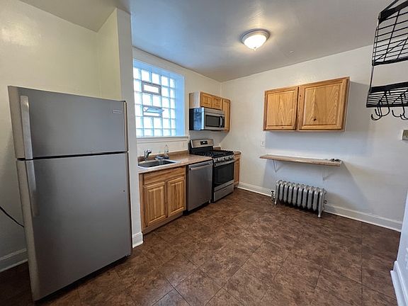 3rd image of 5931 N Paulina St #3M
