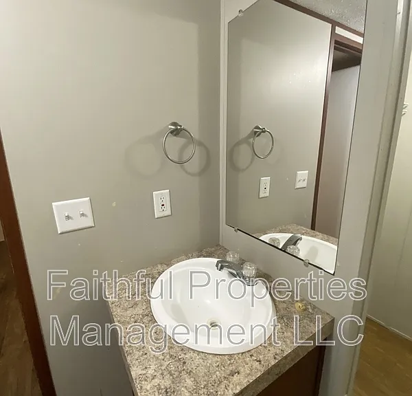 10315 County Road 2301 — Photo 5