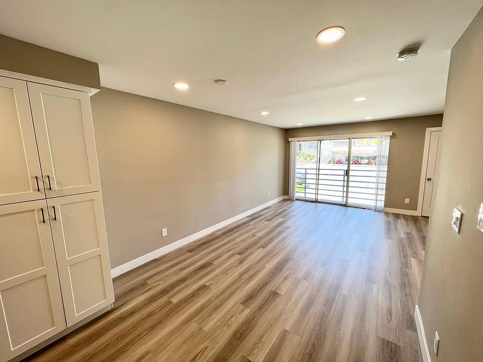 1st image of 3016 Honolulu Ave APT 1