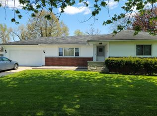 2233 Glenn Dr, Fremont, OH 43420