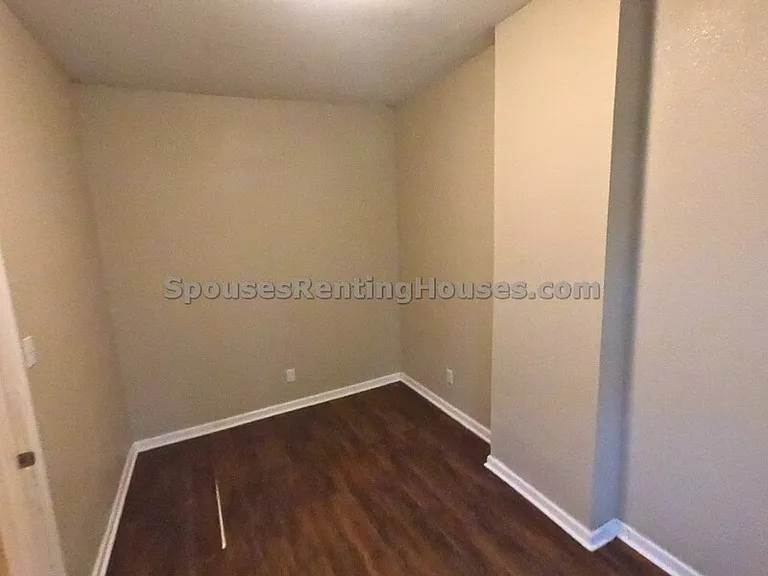 2722 Doctor Andrew J Brown Ave — Photo 4