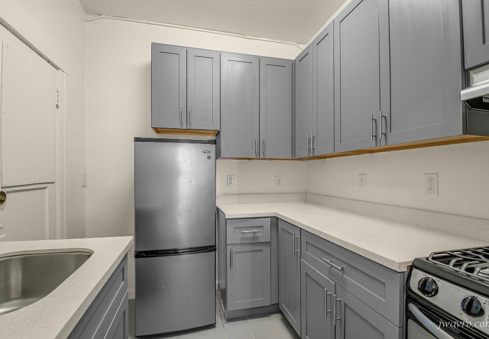 1st image of 1250 Taylor St #5-J