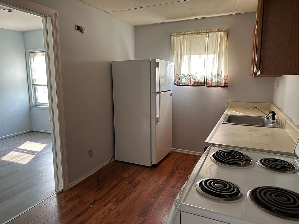 35 Erie Blvd APT 1, Canajoharie, NY 13317 Zillow