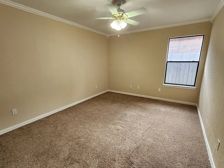 7933 Wolverine Dr — Photo 8