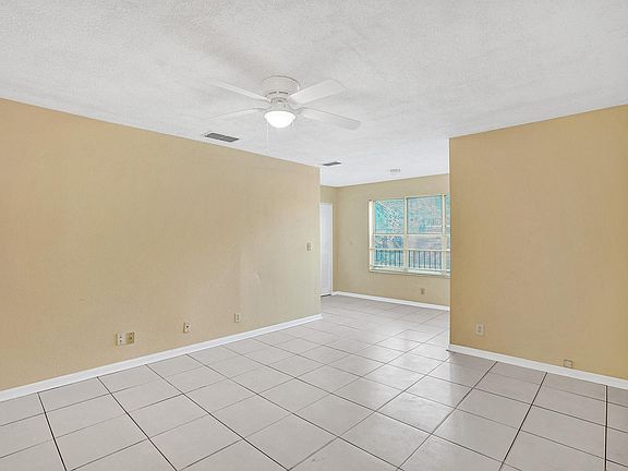 5th image of 3420 Pinewalk Dr N