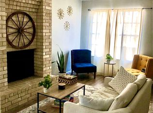 6902 S 1st St #A, Austin, TX 78745