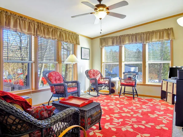 21 Mountainside Park, Camden, ME 04843