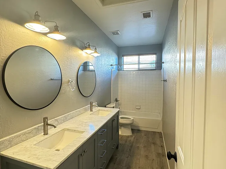2057 N 132nd Dr — Photo 13
