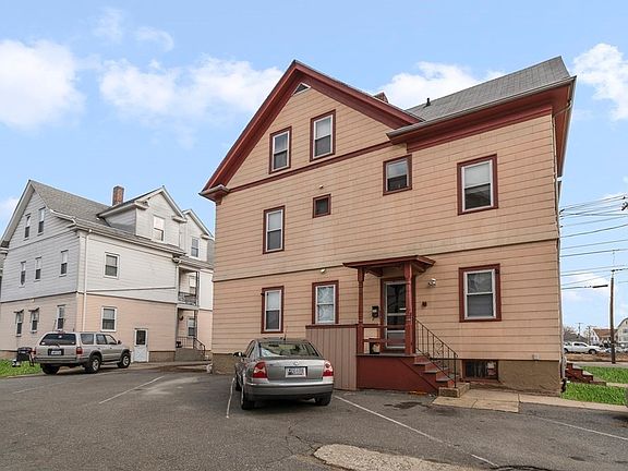 3rd image of 1260 Newport Ave