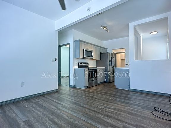 5th image of 802 Montana St APT 2