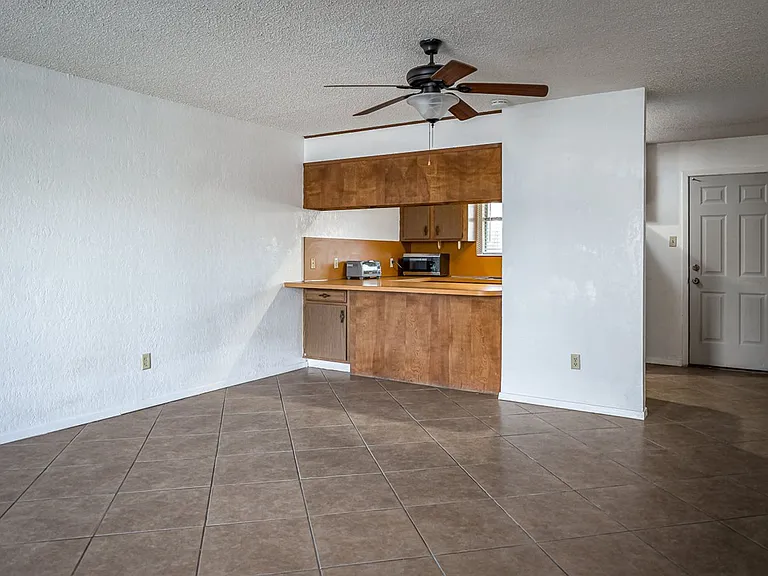 100 Shannon Cir — Photo 5