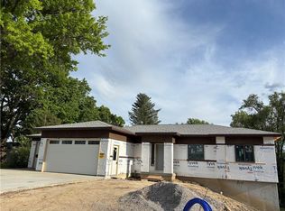 3408 Brown Rd, Saint Joseph, MO 64506