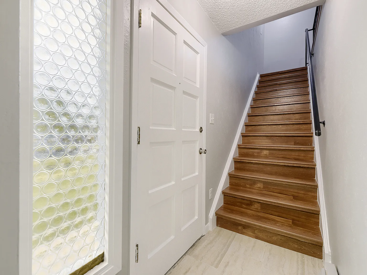 7309 W Hampden Ave — Photo 2