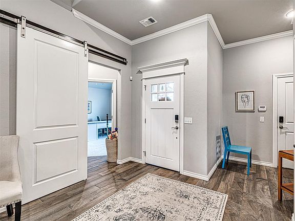 2nd image of 1614 Skyler Way