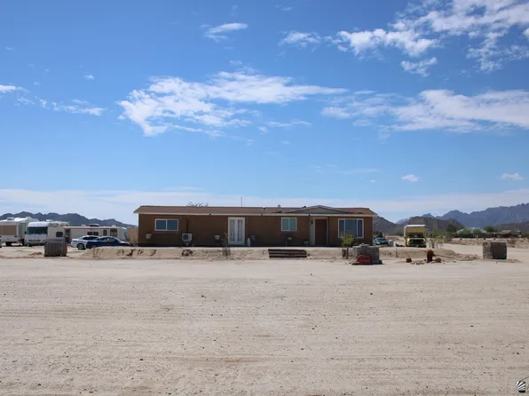 27517 E County Road 13 3/4 St #3/4, Wellton, AZ 85356