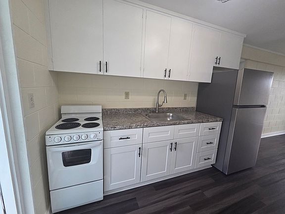 5th image of 1697 Nana St APT 8