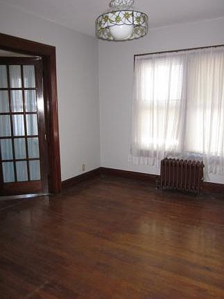 2nd image of 356 Floral Ave
