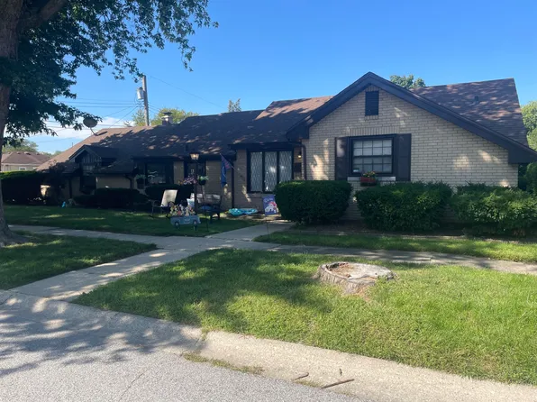 8810 Osborne Rd, Highland, IN 46322