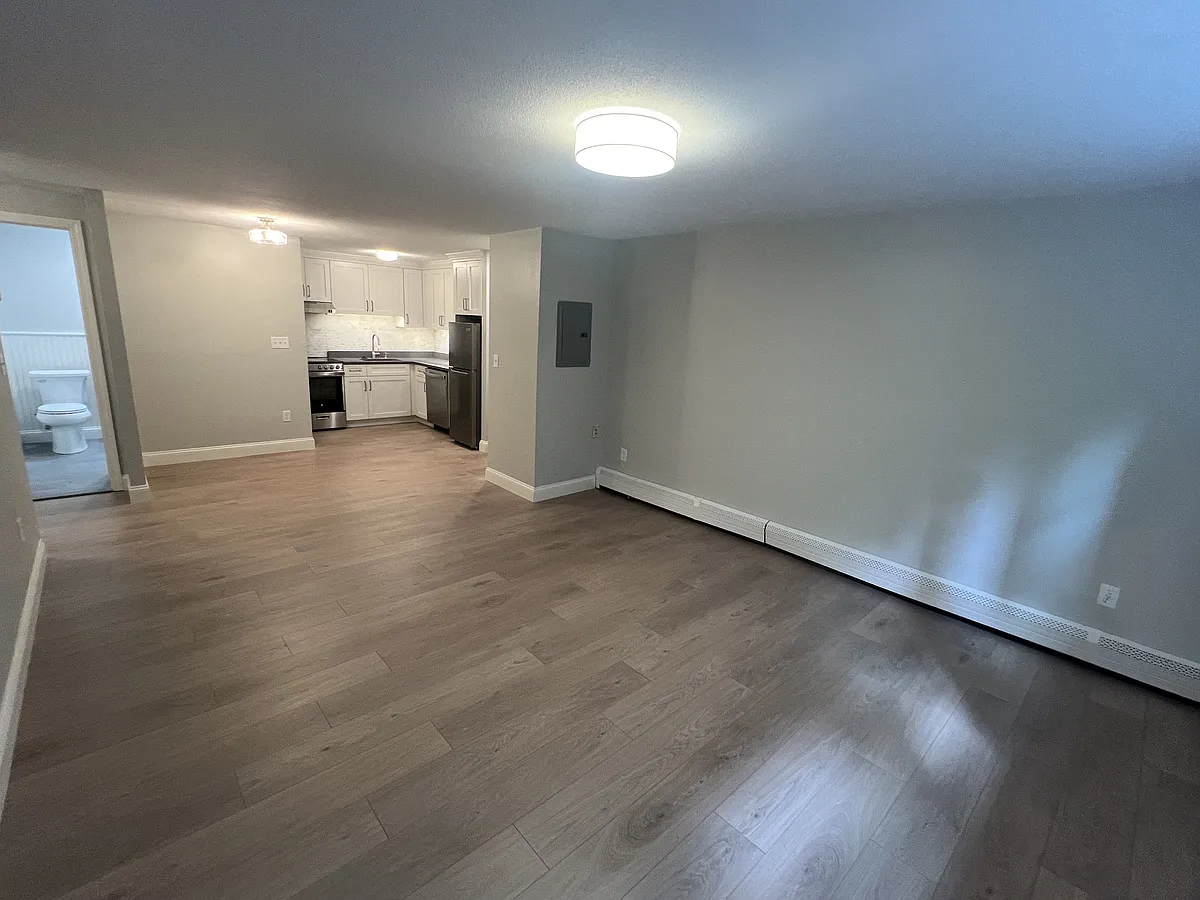 Building Photo - 100 Tremont St #2