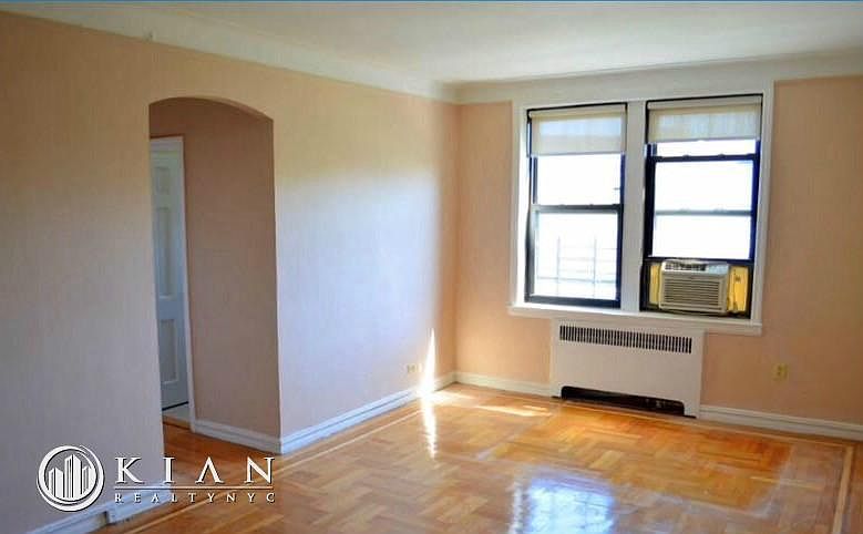 1st image of 4755 39th Pl APT 4F